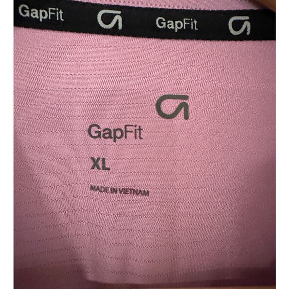 GapFit Performance T-Shirt Purple XL Moisture Wicking Stretch Activewear NWT - Picture 7 of 7